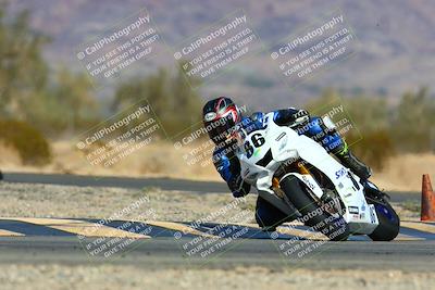 media/Jan-16-2022-CVMA (Sun) [[7f3d92989d]]/Race 2 Supersport Middleweight/